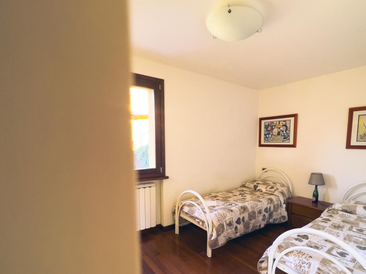 Tenuta Monteoliveto - Family Cottage - Agriturismo Nelle Langhe Vesime Kültér fotó