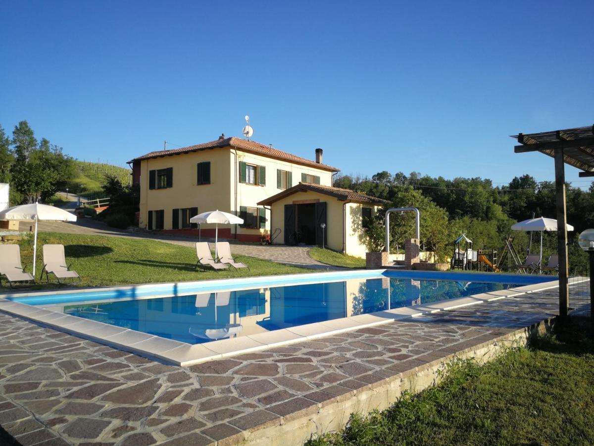 Tenuta Monteoliveto - Family Cottage - Agriturismo Nelle Langhe Vesime Kültér fotó